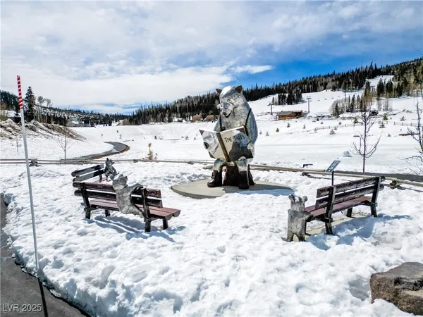 $260,000 | 223 Hunter Ridge Drive, Unit 300, Brian Head, UT 84719