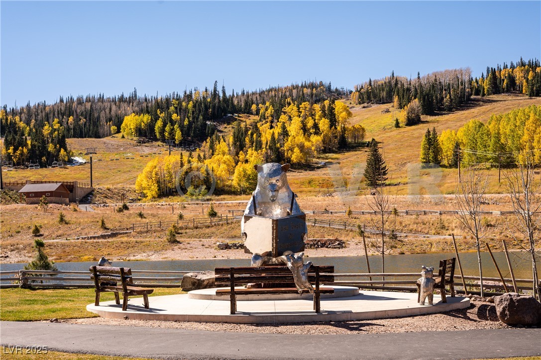 223 Hunter Ridge Drive, Unit 300 Brian Head, UT 84719 - Photo 45 of 48 View of home's community featuring fence