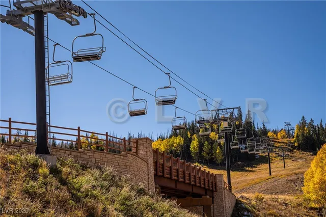 $278,000 | 223 Hunter Ridge Drive, Unit 300, Brian Head, UT 84719