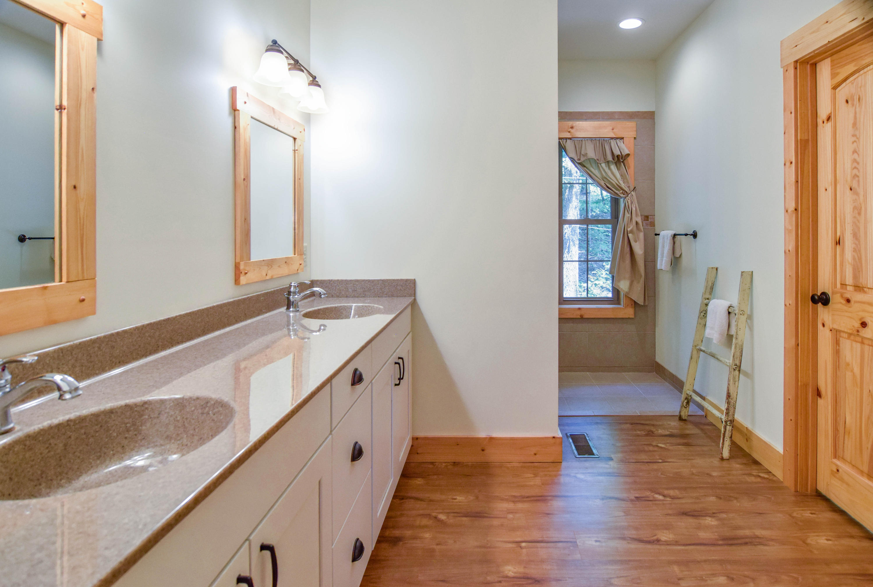575 Russell Road Sharps Chapel, TN 37866 - Photo 12 of 29 Master Bath 1