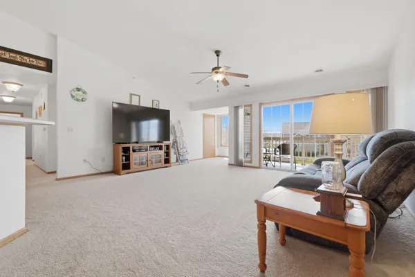 $299,900 | 7010 53rd Street, Unit 78, Kenosha, WI 53144