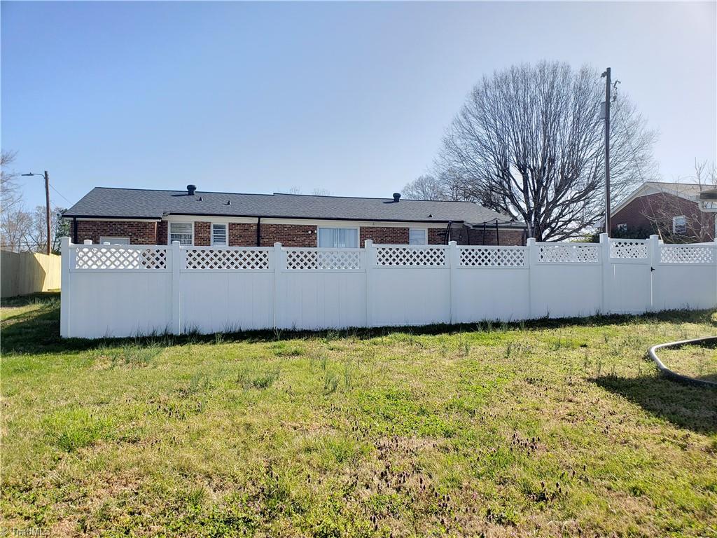 2204 Carolina Road Burlington, NC 27217 - Photo 36 of 36 Gallery Image 36