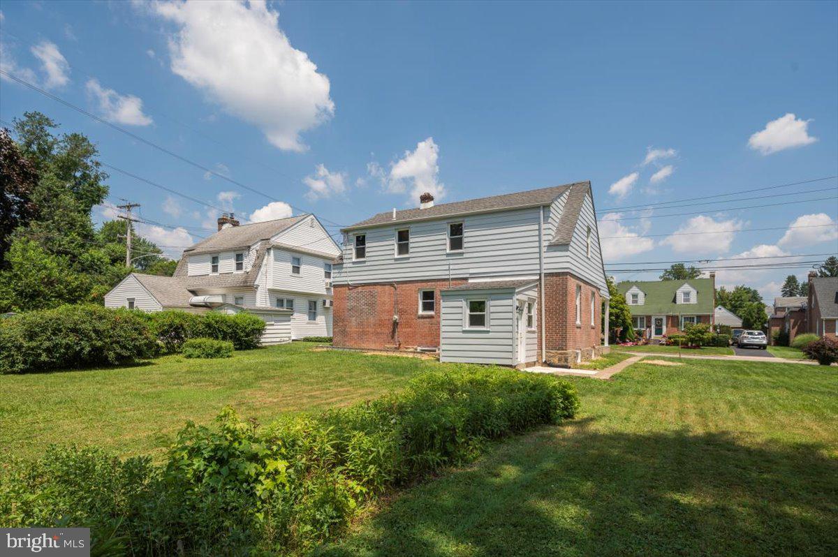540 Crum Lynne Road Ridley Park, PA 19078 - Photo 4 of 25