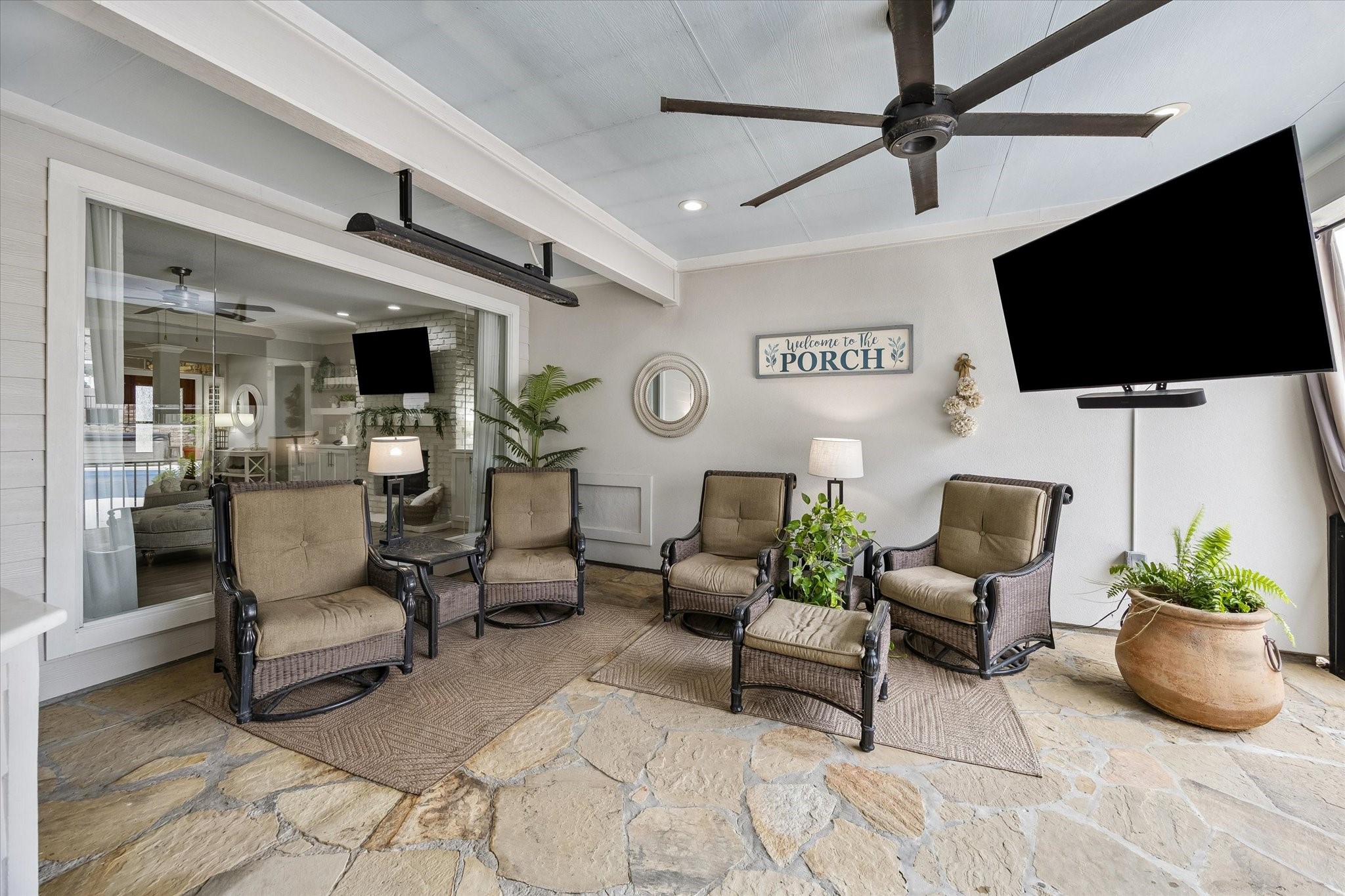 19973 Peel Road Montgomery, TX 77356 - Photo 24 of 31 Relax and unwind on your private back patio.