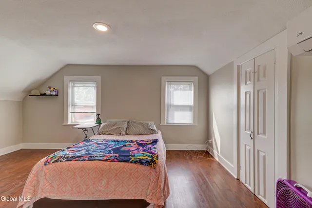 $275,000 | 39 Exchange Street, Colonie, NY 12205