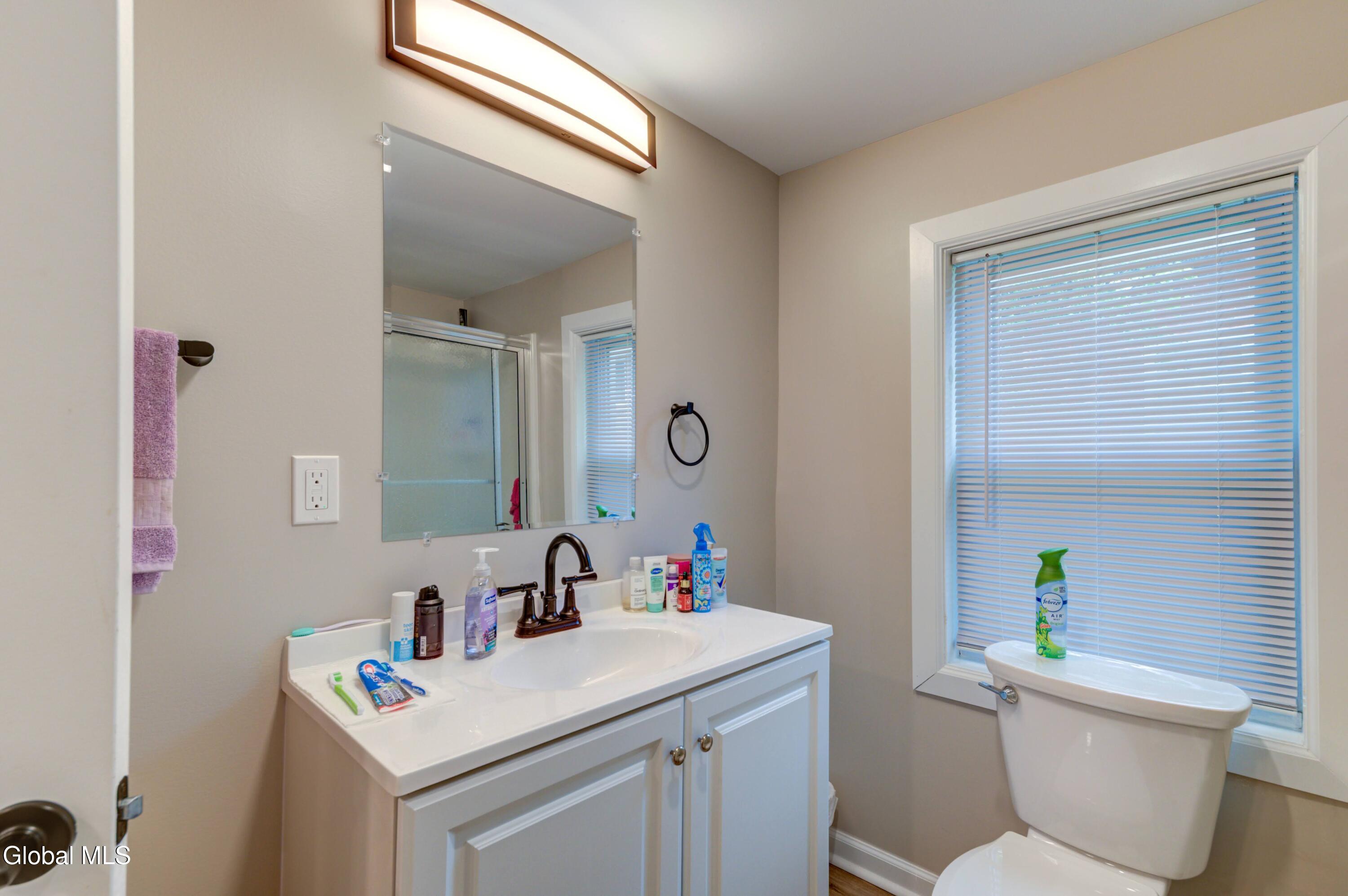 39 Exchange Street Colonie, NY 12205 - Photo 17 of 20 11-39 Exchange