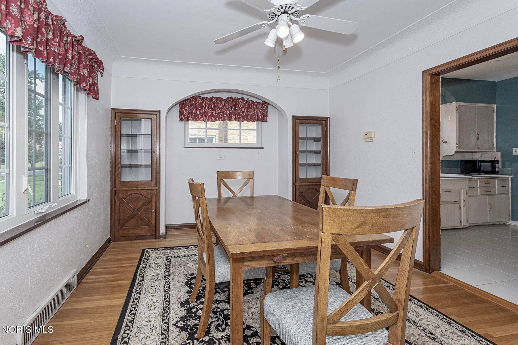 2232 Goddard Road Toledo, OH 43606 - Photo 9 of 33 Gallery Image 9