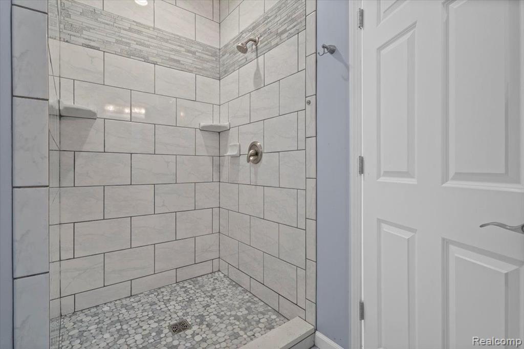 12150 Shaffer Road Davisburg, MI 48350 - Photo 36 of 77