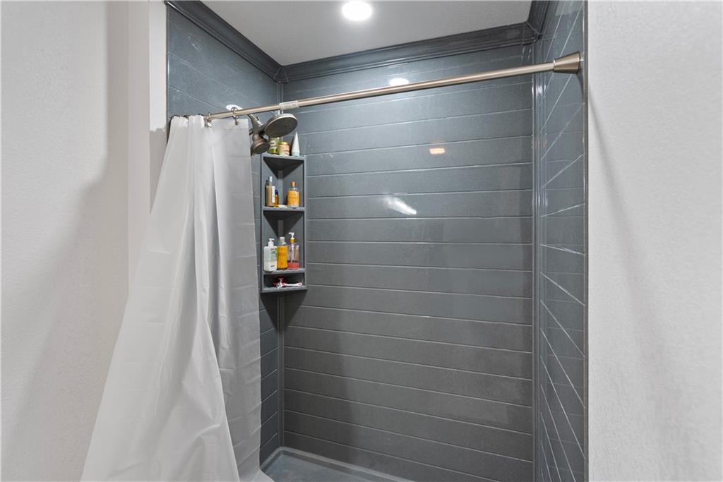 6063 County Road 3900, Unit B Neodesha, KS 66757 - Photo 19 of 39