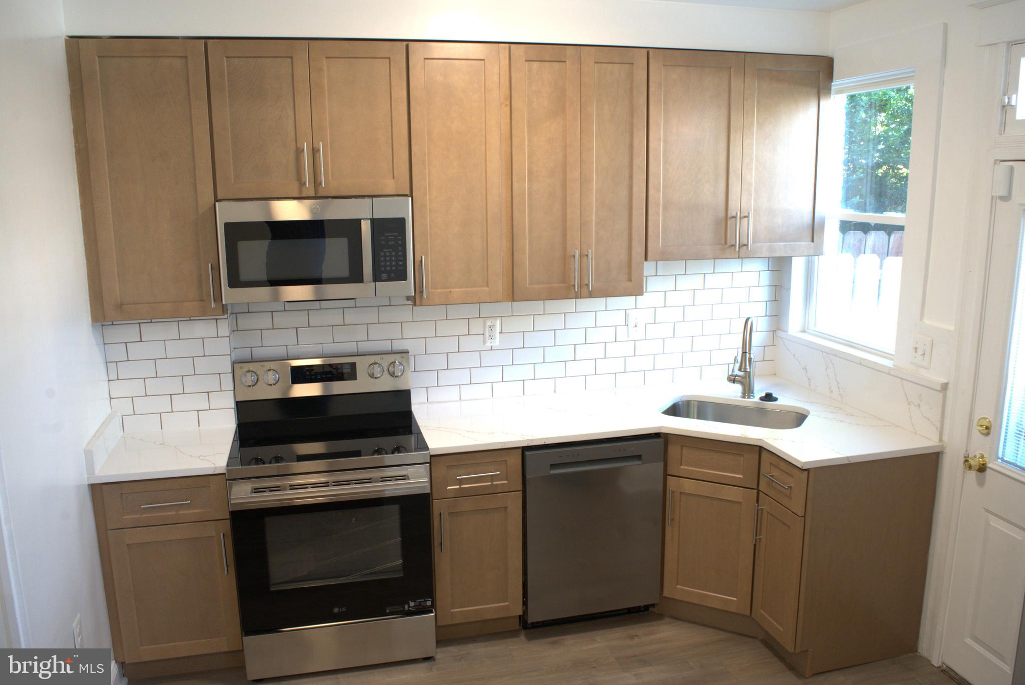 117 South Wickham Road Baltimore, MD 21229 - Photo 38 of 121 Kitchen17