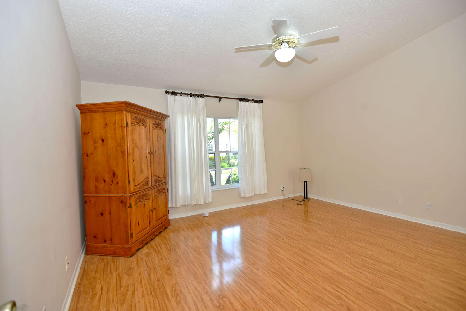 17341 Balboa Point Way Boca Raton, FL 33487 - Photo 8 of 23 DSC_4935_Detail