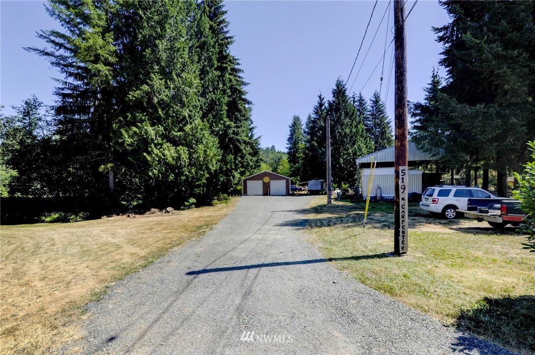 519 North Carpenter Road Snohomish, WA 98290 - Photo 3 of 33