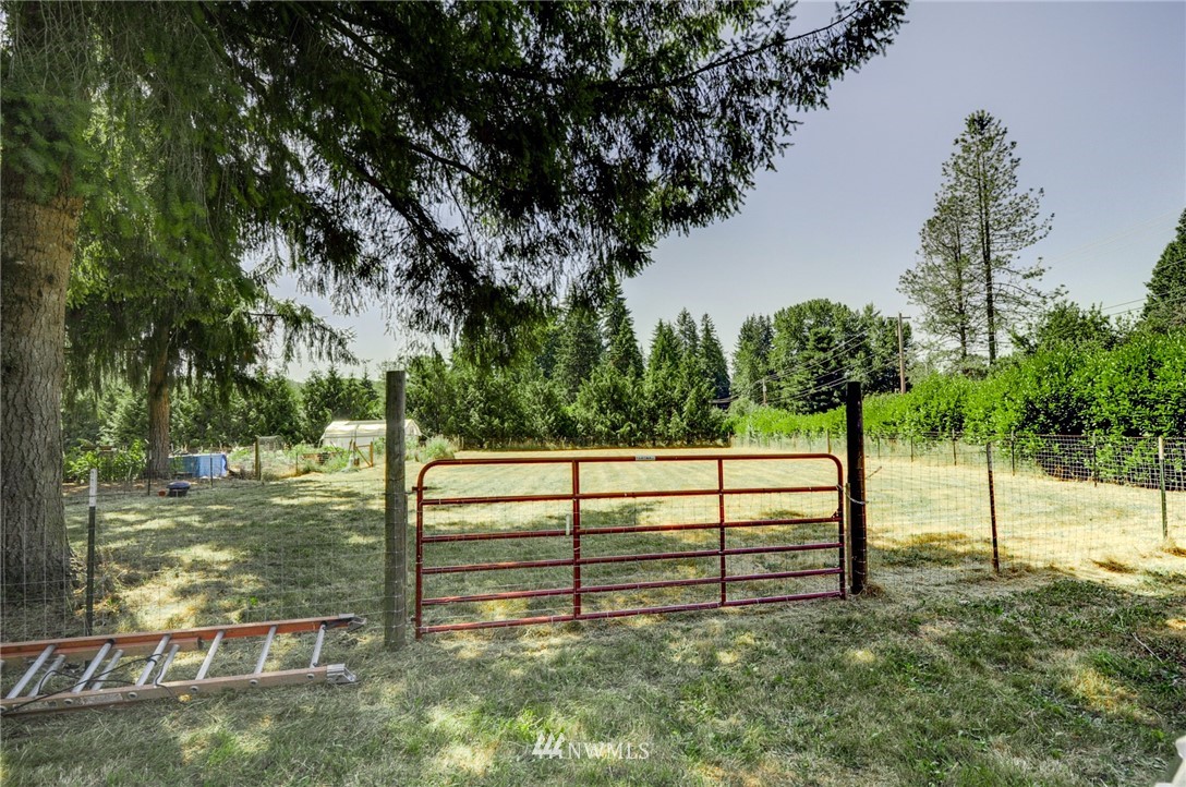 519 North Carpenter Road Snohomish, WA 98290 - Photo 4 of 33