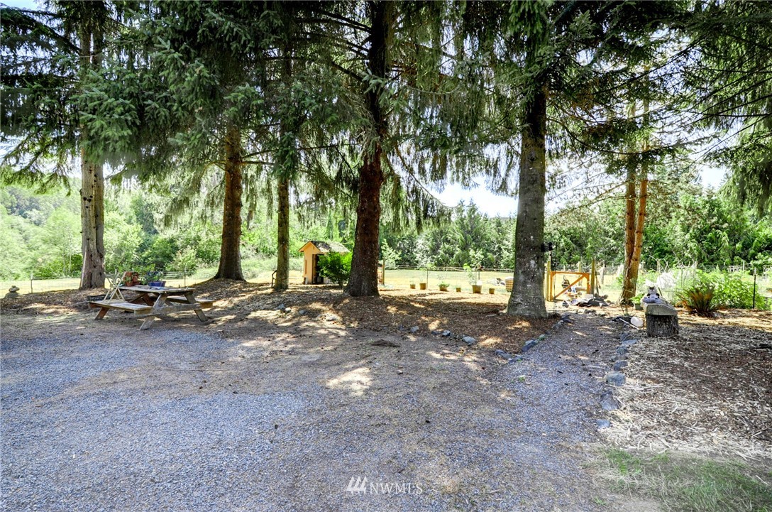 519 North Carpenter Road Snohomish, WA 98290 - Photo 7 of 33