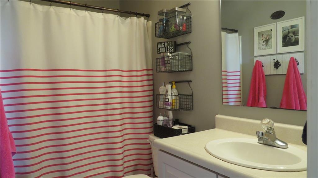 6103 East Meadow Ridge Road Columbus, IN 47203 - Photo 24 of 40 Gallery Image 24