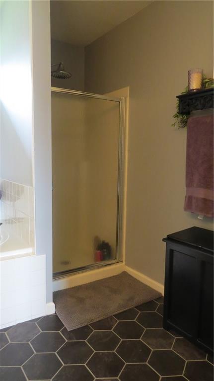 6103 East Meadow Ridge Road Columbus, IN 47203 - Photo 33 of 40 Gallery Image 33
