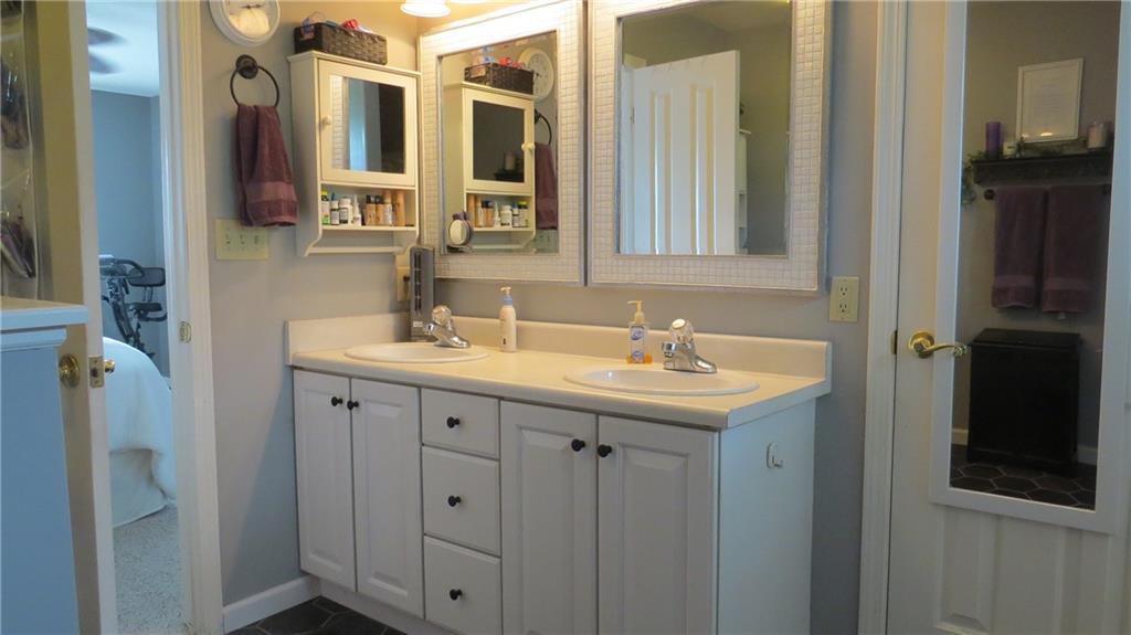 6103 East Meadow Ridge Road Columbus, IN 47203 - Photo 34 of 40 Gallery Image 34
