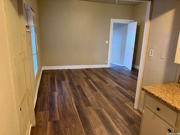 $550 | 115 St Francis Avenue, Unit 5, San Antonio, TX 78204