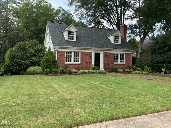 $965,000 | 119 Montgomery Street, Raleigh, NC 27607