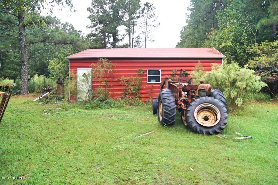 6245 North Boyd Road Pinetown, NC 27865 - Photo 19 of 20 019_GarageView2