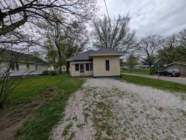 $95,000 | 322 West 8th Street, Bicknell, IN 47512