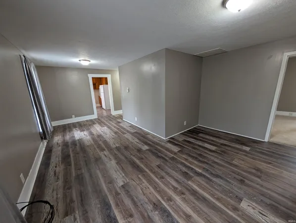 $95,000 | 322 West 8th Street, Bicknell, IN 47512