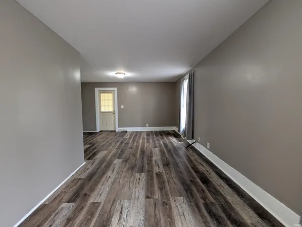 $95,000 | 322 West 8th Street, Bicknell, IN 47512