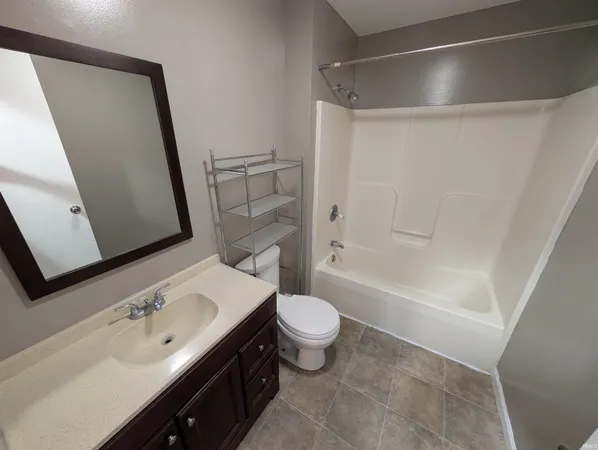 $95,000 | 322 West 8th Street, Bicknell, IN 47512