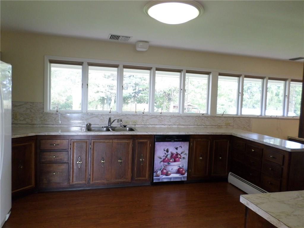 450 Washington Road Waynesburg, PA 15370 - Photo 14 of 25