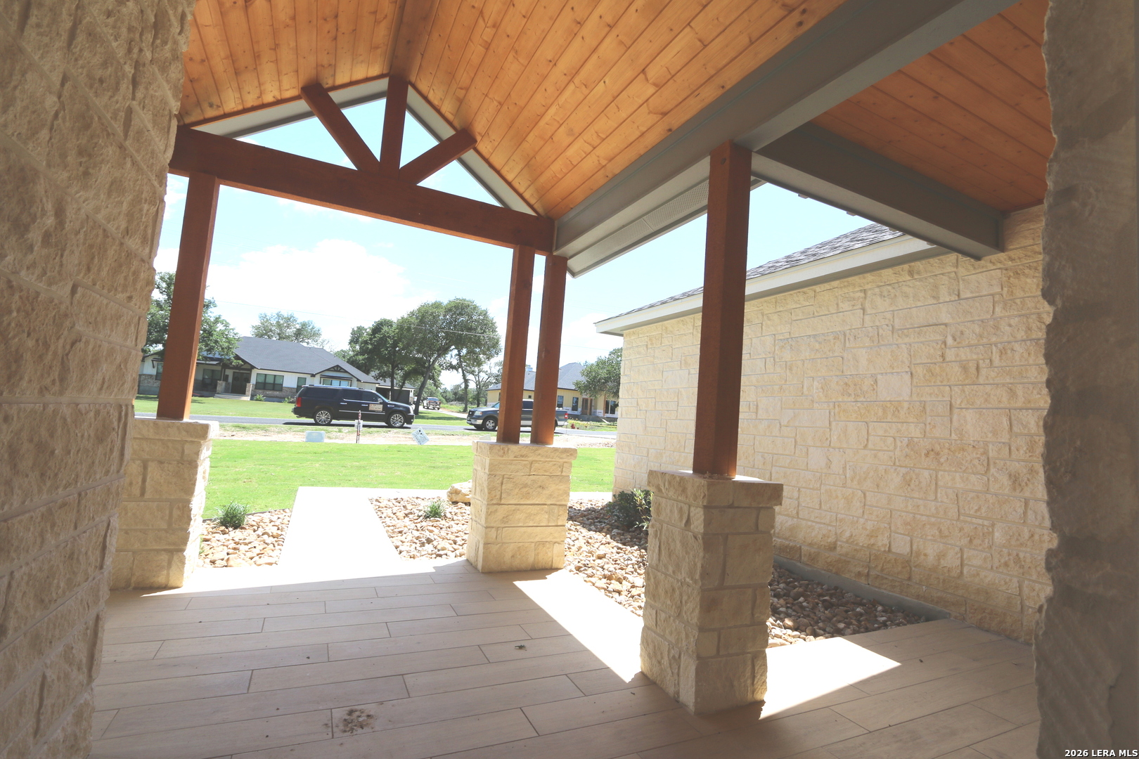 142 Timber Place La Vernia, TX 78121 - Photo 4 of 42