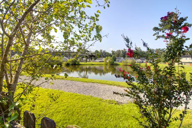 $320,000 | 191 Brittondale Road, Summerville, SC 29485