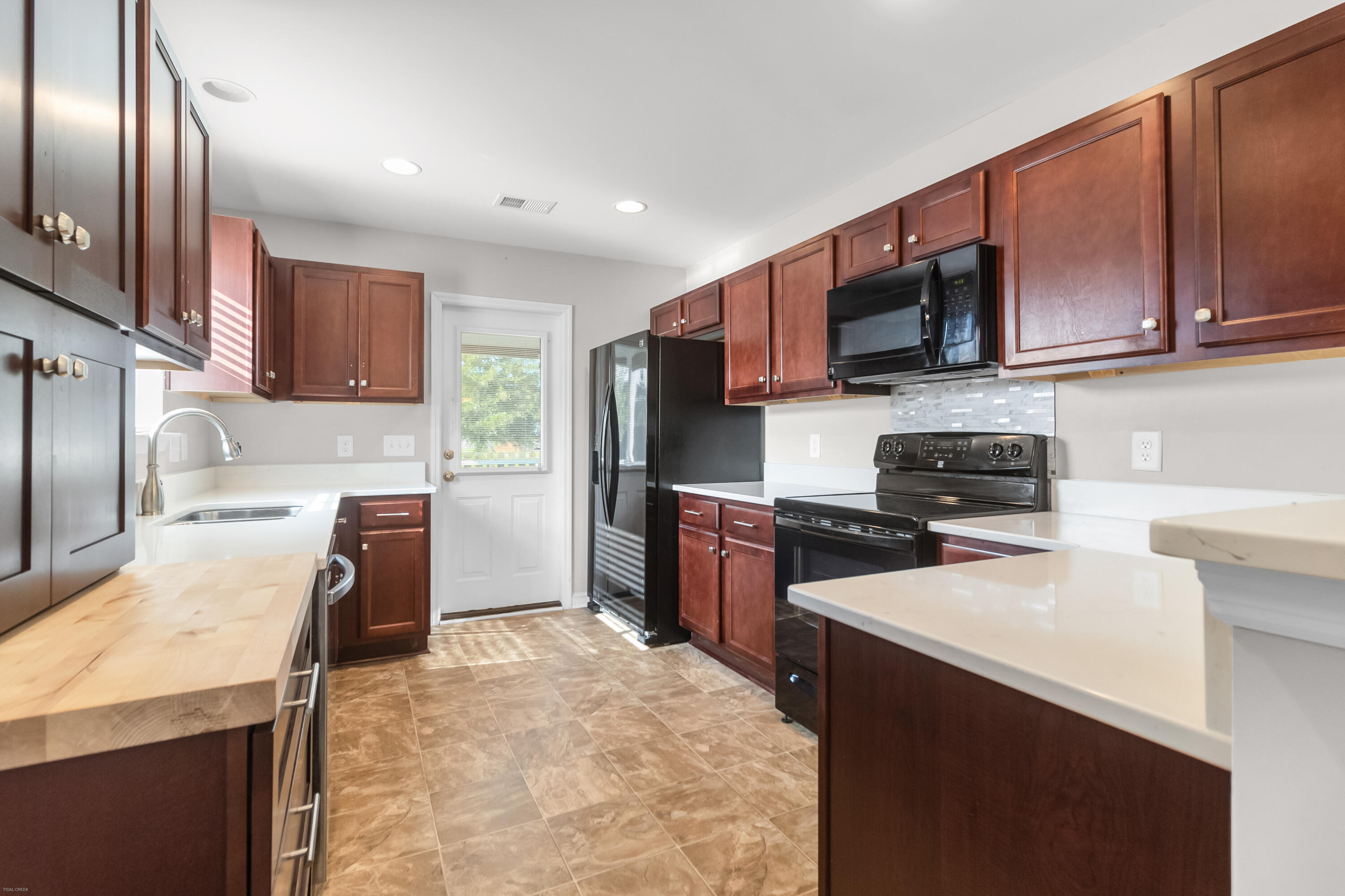 191 Brittondale Road Summerville, SC 29485 - Photo 10 of 28 191 Brittondale -Tidalcreekphoto- (21)