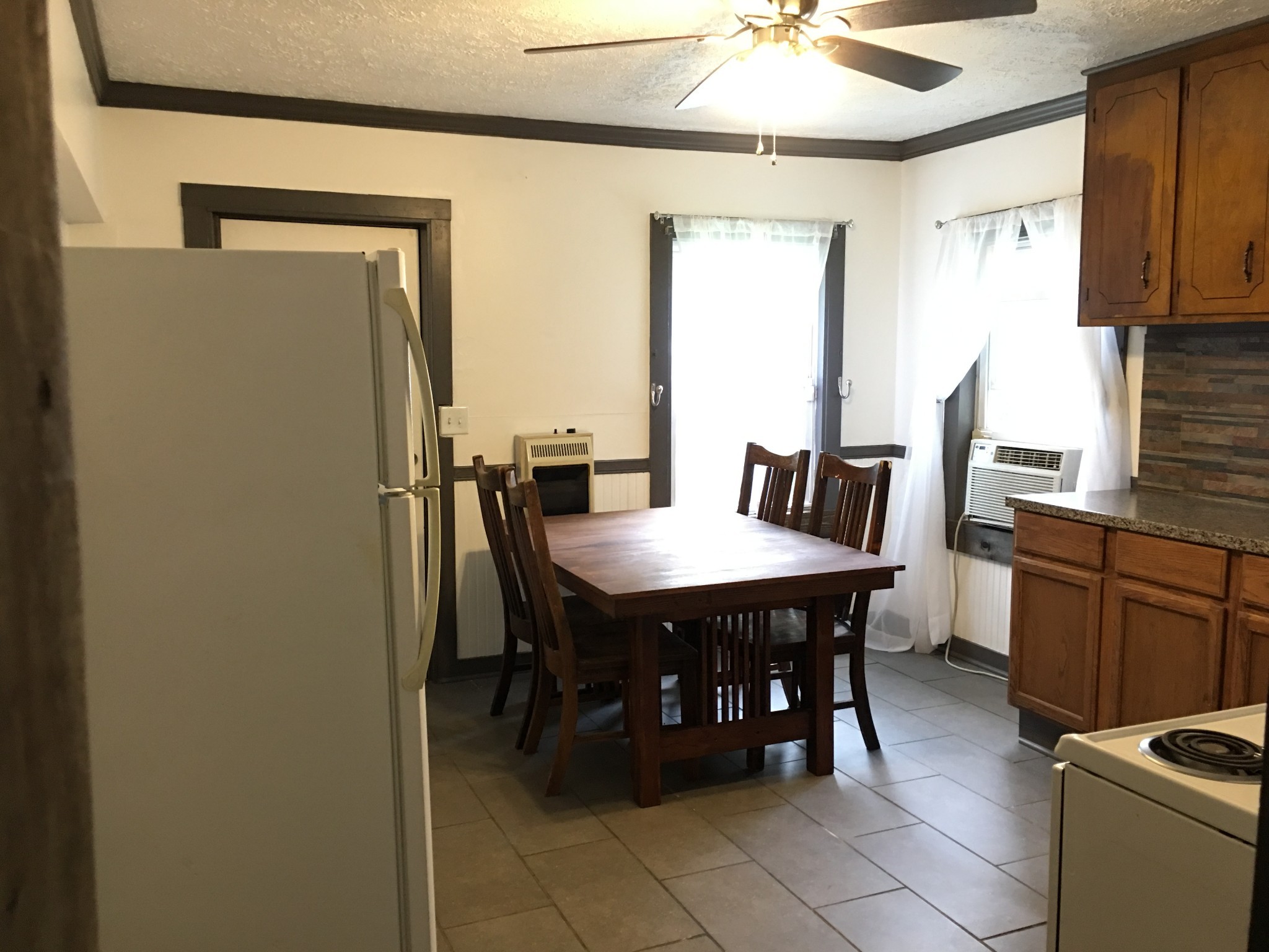 104 Edmondson Ferry Road Clarksville, TN 37040 - Photo 10 of 28 Gallery Image 10