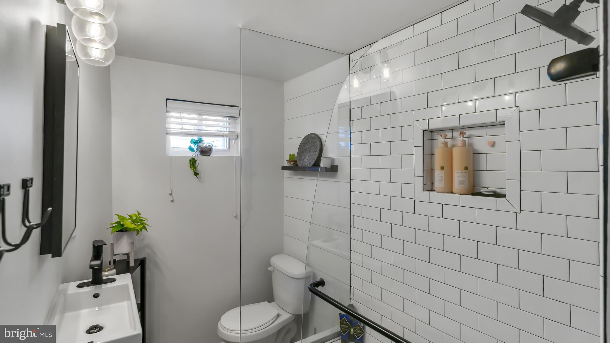 149 Pierce Street Philadelphia, PA 19148 - Photo 18 of 24
