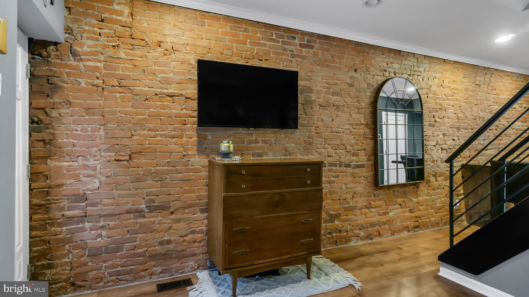 149 Pierce Street Philadelphia, PA 19148 - Photo 4 of 24