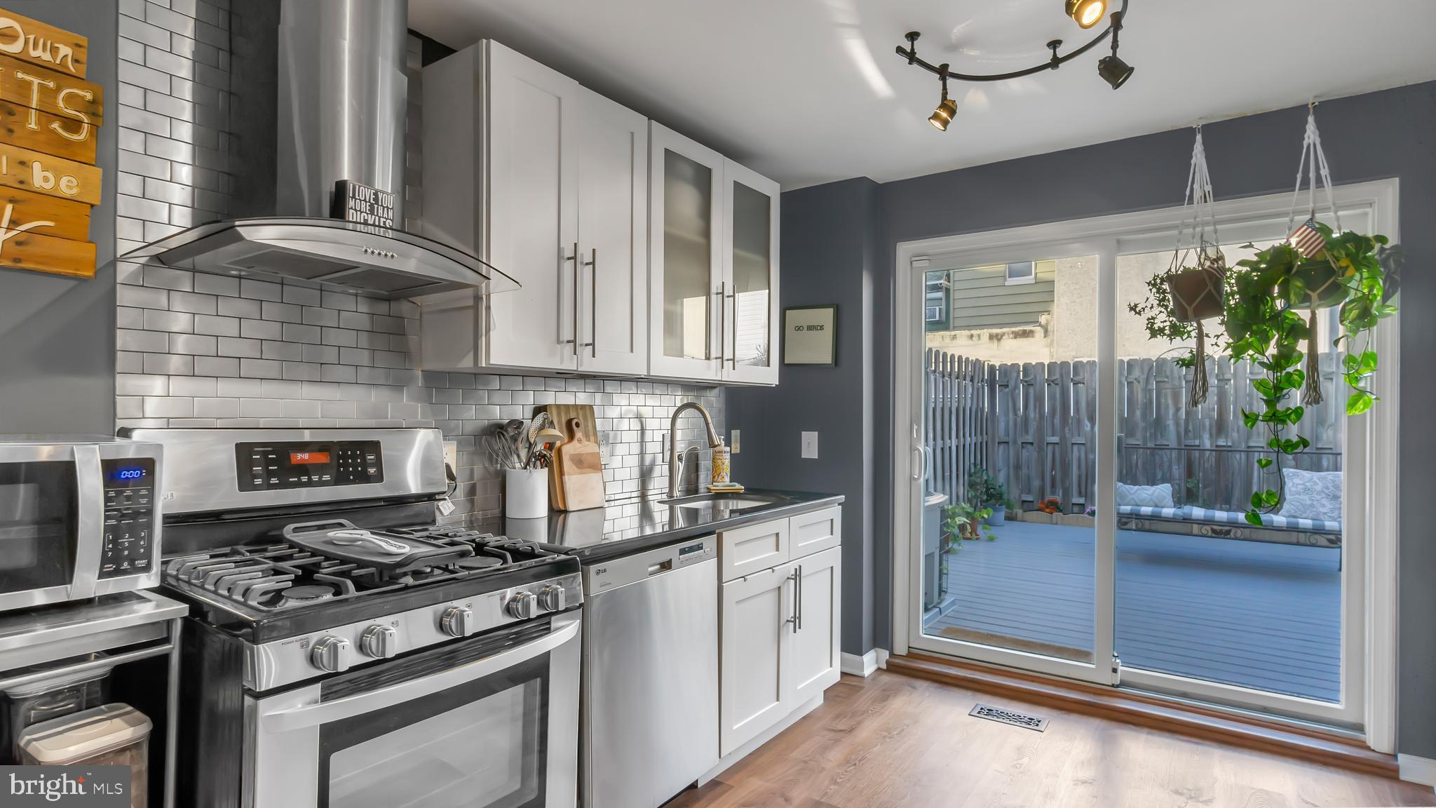 149 Pierce Street Philadelphia, PA 19148 - Photo 7 of 24
