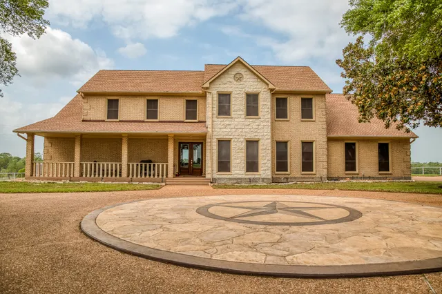 $7,250,000 | 2958 Highway 36, Bellville, TX 77418