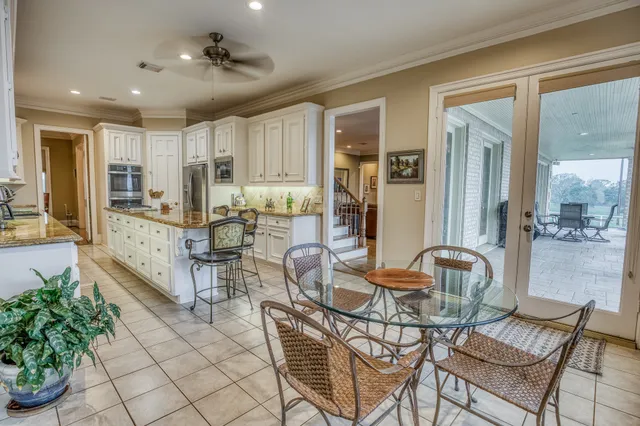 $7,250,000 | 2958 Highway 36, Bellville, TX 77418