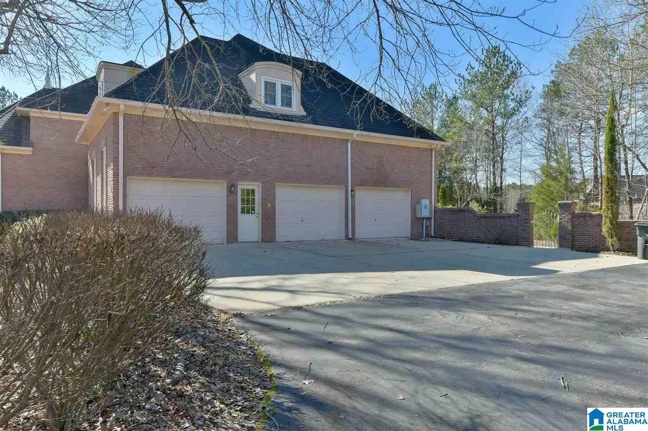 441 Valley View Road Pelham, AL 35124 - Photo 4 of 50