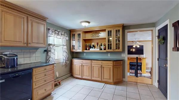 $649,900 | 33 Teakwood Drive West, Coventry, RI 02816