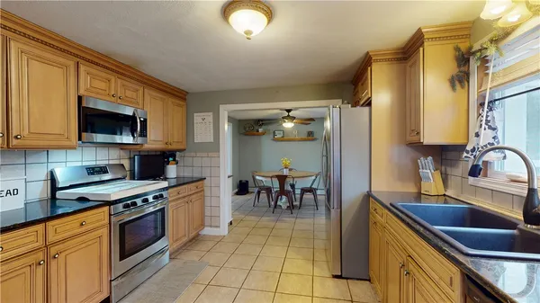 $649,900 | 33 Teakwood Drive West, Coventry, RI 02816