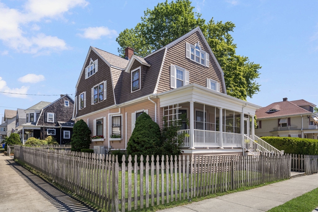 956 Maple Street Fall River, MA 02720 - Photo 1 of 42