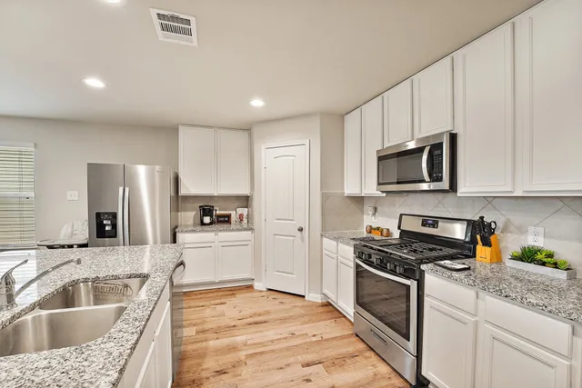 $2,200 | 3242 Alberelli Drive, Katy, TX 77493