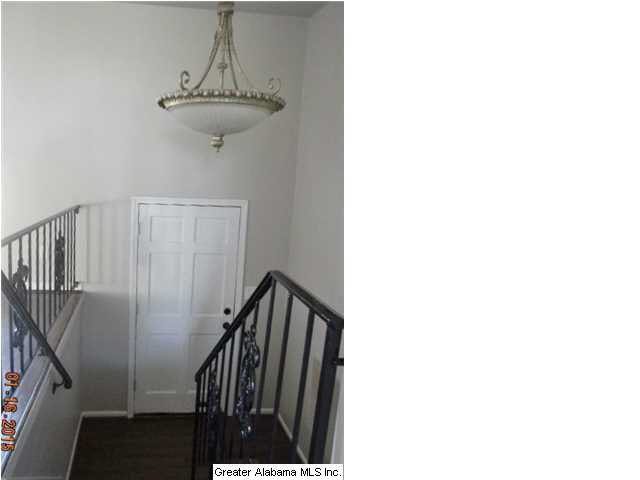 1421 Arrowhead Trail Alabaster, AL 35007 - Photo 3 of 32