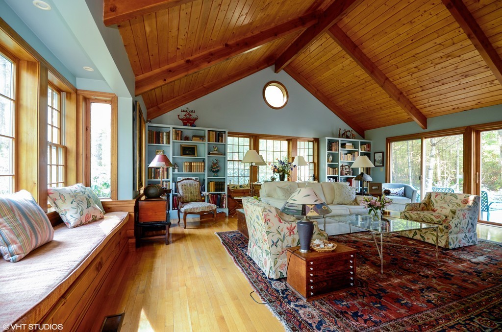 1 Holly Pond Road Marion, MA 02738 - Photo 11 of 24 Gallery Image 11