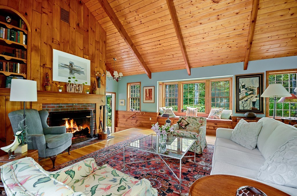 1 Holly Pond Road Marion, MA 02738 - Photo 13 of 24 Gallery Image 13
