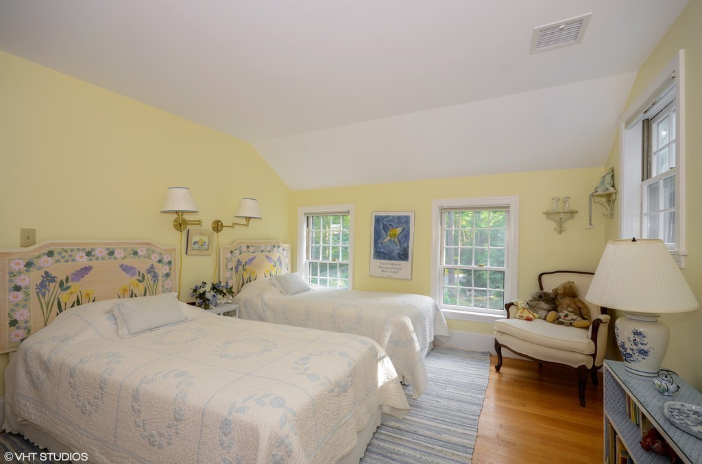 1 Holly Pond Road Marion, MA 02738 - Photo 19 of 24 Gallery Image 19