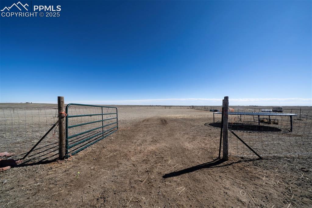 10095 Wagner Road Calhan, CO 80808 - Photo 7 of 34