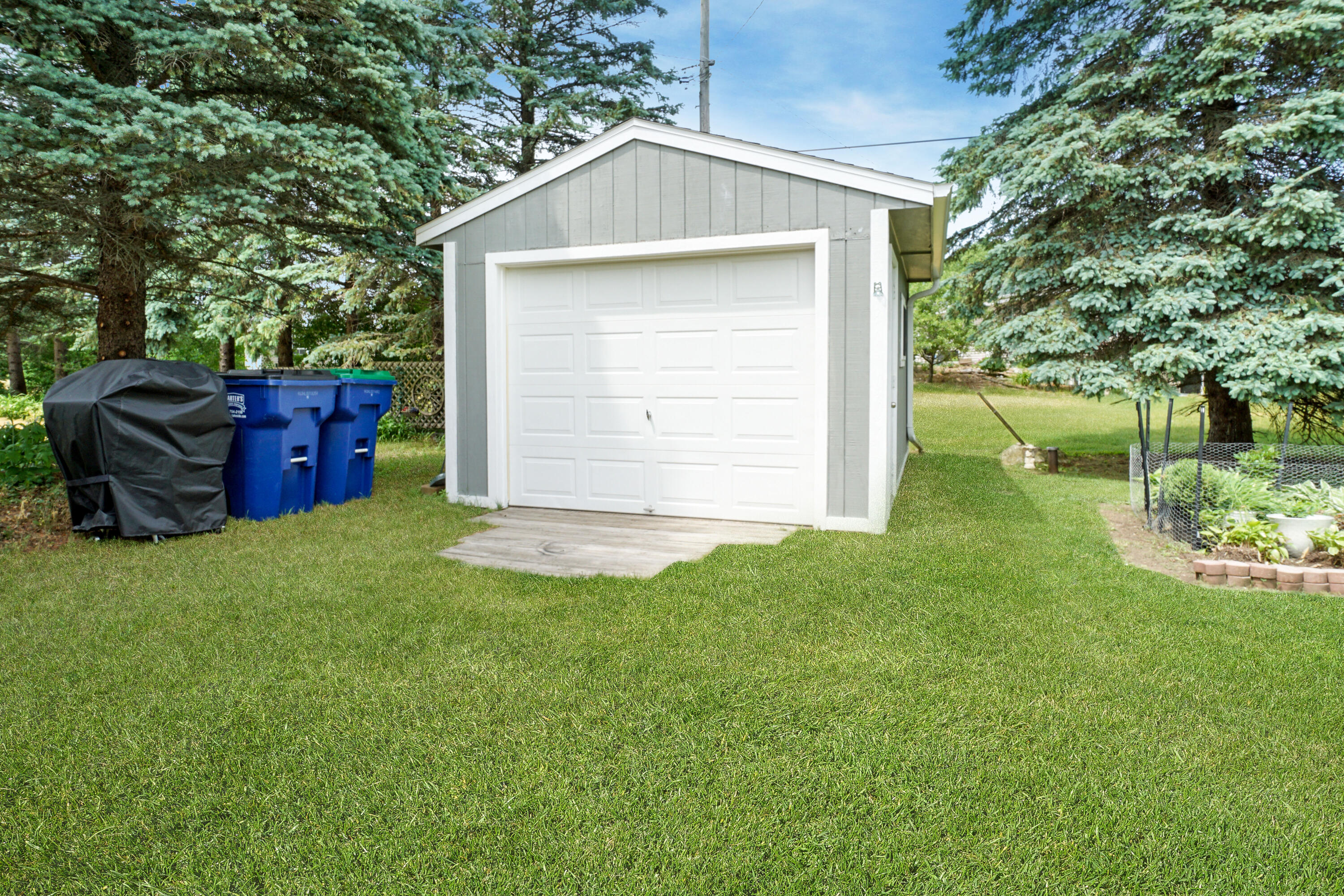 1674 Maple Dale Road Trenton, WI 53090 - Photo 32 of 39 Shed