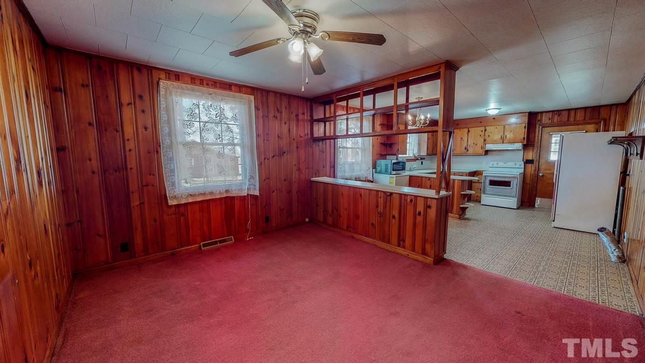6419 Boston Road Roxboro, NC 27574 - Photo 4 of 30